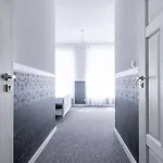 Premium - فندق
