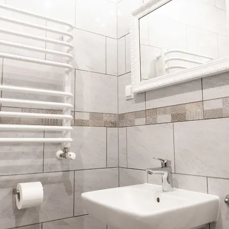 Отель Premium - 4*