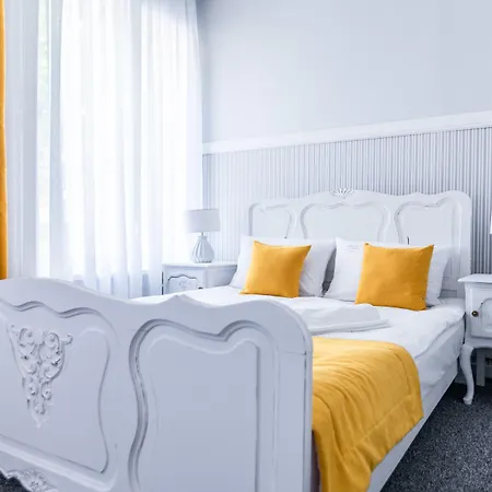 Premium - 4* Malbork