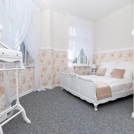 Szálloda Premium - 4*